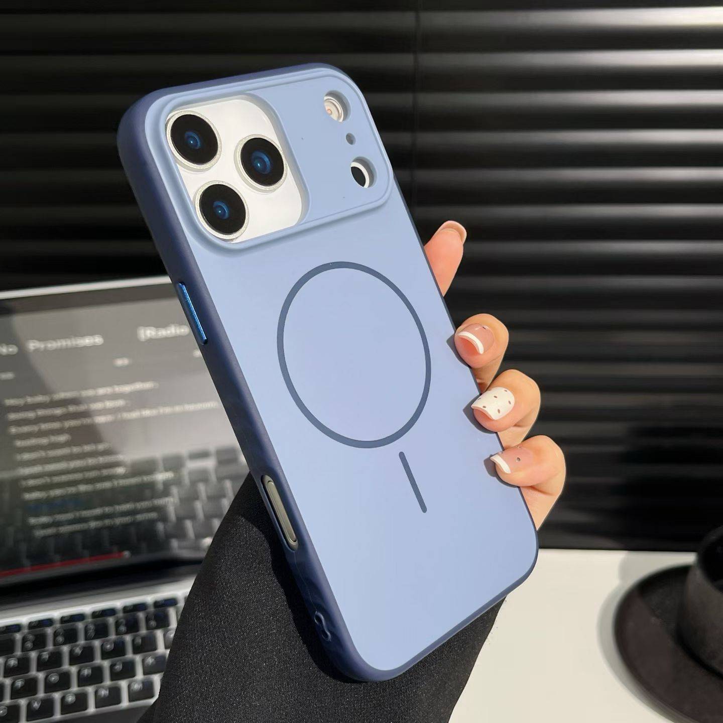 38627 iPhone 17Pro защитная крышка-чехол Fashion