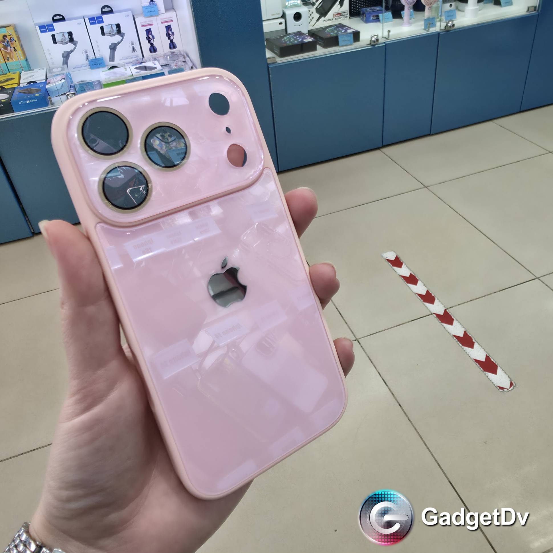 38467 iPhone 17Pro защитная крышка-чехол стекло