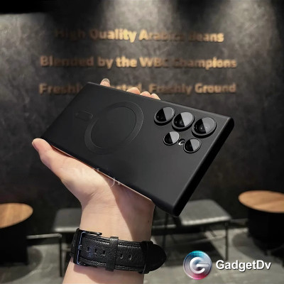 37052 Samsung S24Ultra, защитная крышка-чехол, пластик с MagSafe