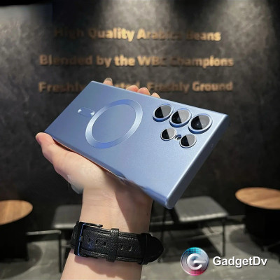 37052 Samsung S24Ultra, защитная крышка-чехол, пластик с MagSafe