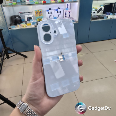 38465  iPhone 17 защитная крышка-чехол стекло