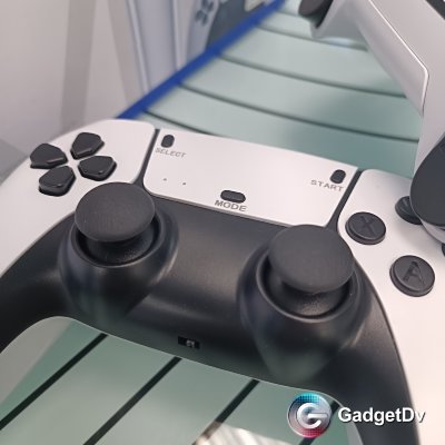 23429  Игровая приставка Game M15
