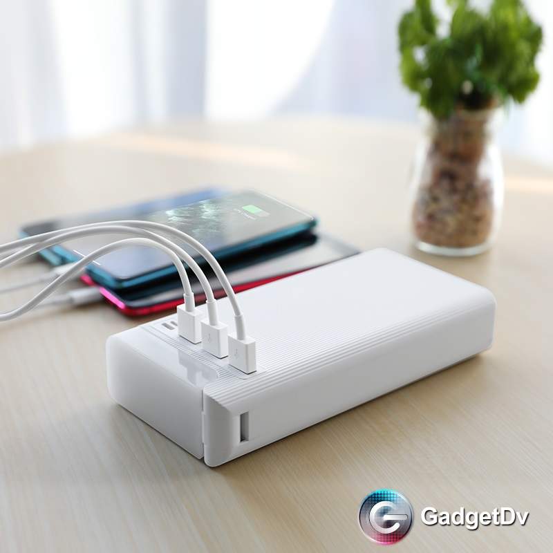 20748 Портативный аккумулятор 30000 mAh Hoco J62