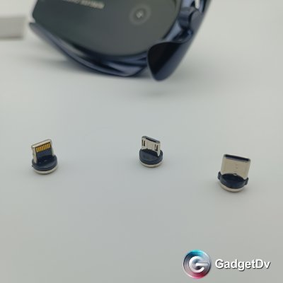 21025 Автомобильный держатель с беспроводной зарядкой V3P