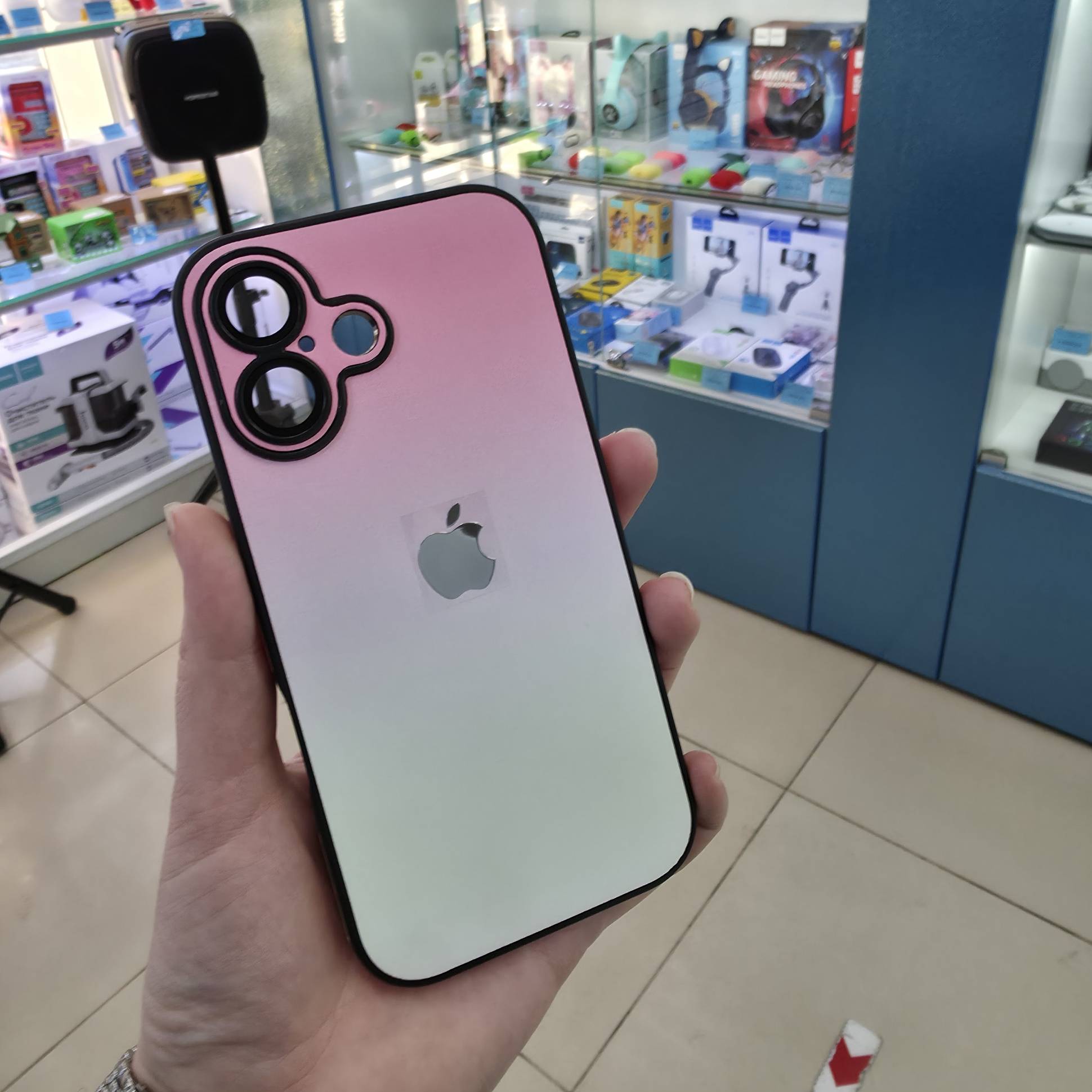 38460 iPhone 16 защитная крышка-чехол, Градиент 2