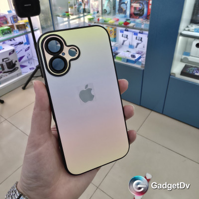 38460  iPhone 16 защитная крышка-чехол, Градиент 2