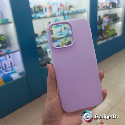 37060  iPhone 16 ProMax защитная крышка-чехол неон
