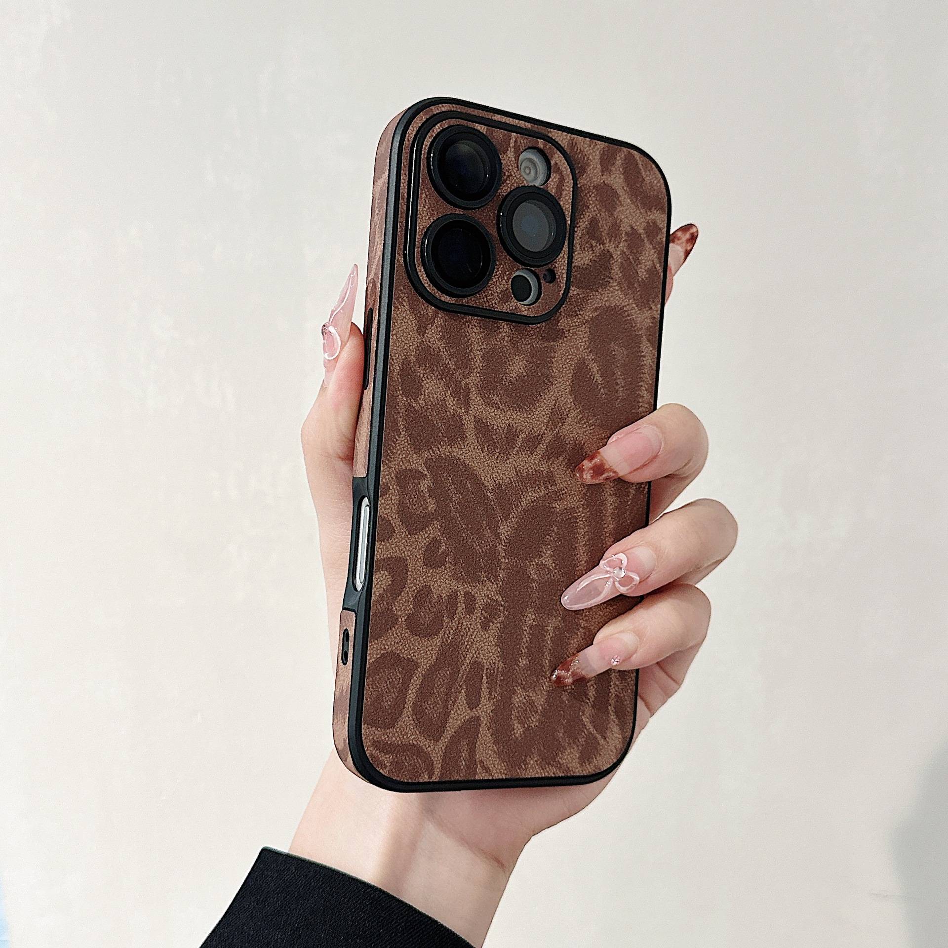 31069 Защитная крышка iPhone 15 ProMax Style