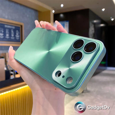 38364 iPhone 17Pro защитная крышка-чехол пластик цветной