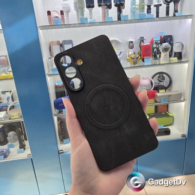 36678 Samsung S26Plus защитная крышка-чехол под кожу с MagSafe