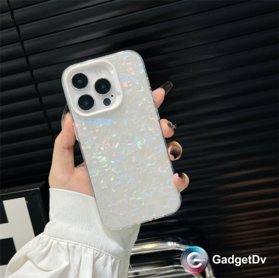 84224  iPhone 11 защитная крышка-чехол, перелив.