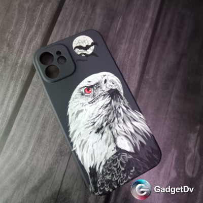20558  iPhone 12 защитная крышка-чехол, светящийся в темноте