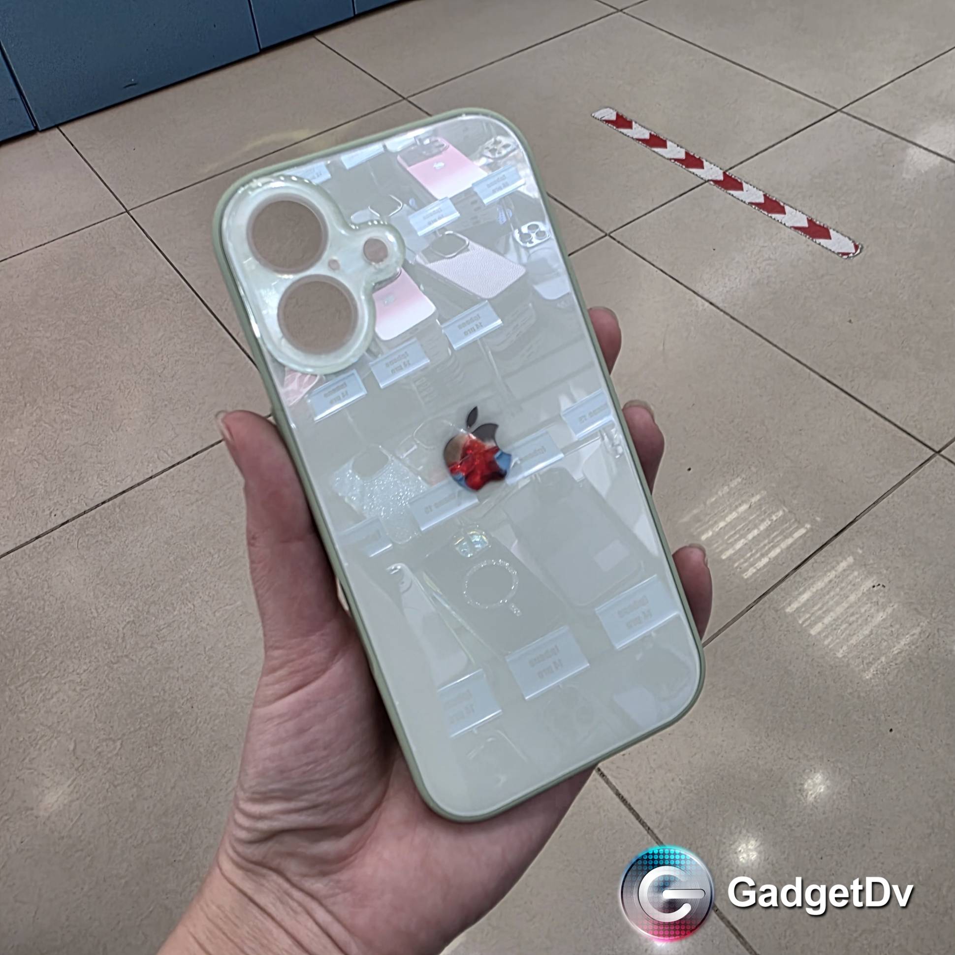 38454 iPhoen 17ProMax защитная крышка-чехол стекло