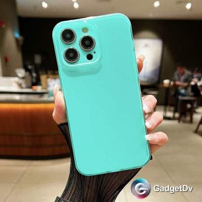 23587 Защитная крышка iPhone 15 блестки