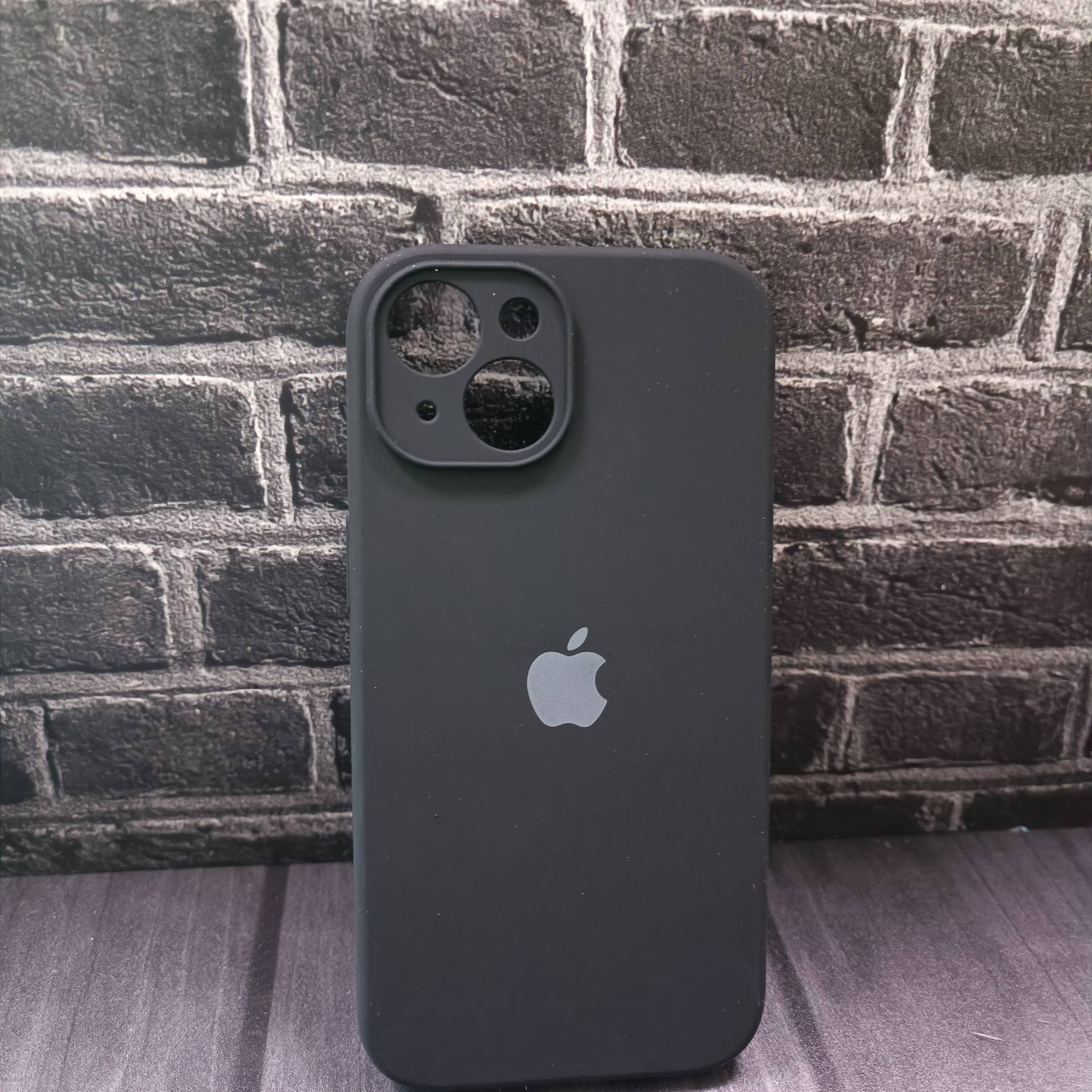 23233 Защитная крышка iPhone 15 Silicone Case