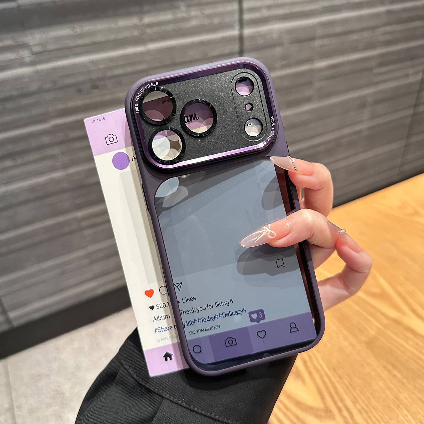 38794 iPhone 17Pro защитная крышка-чехол Focus