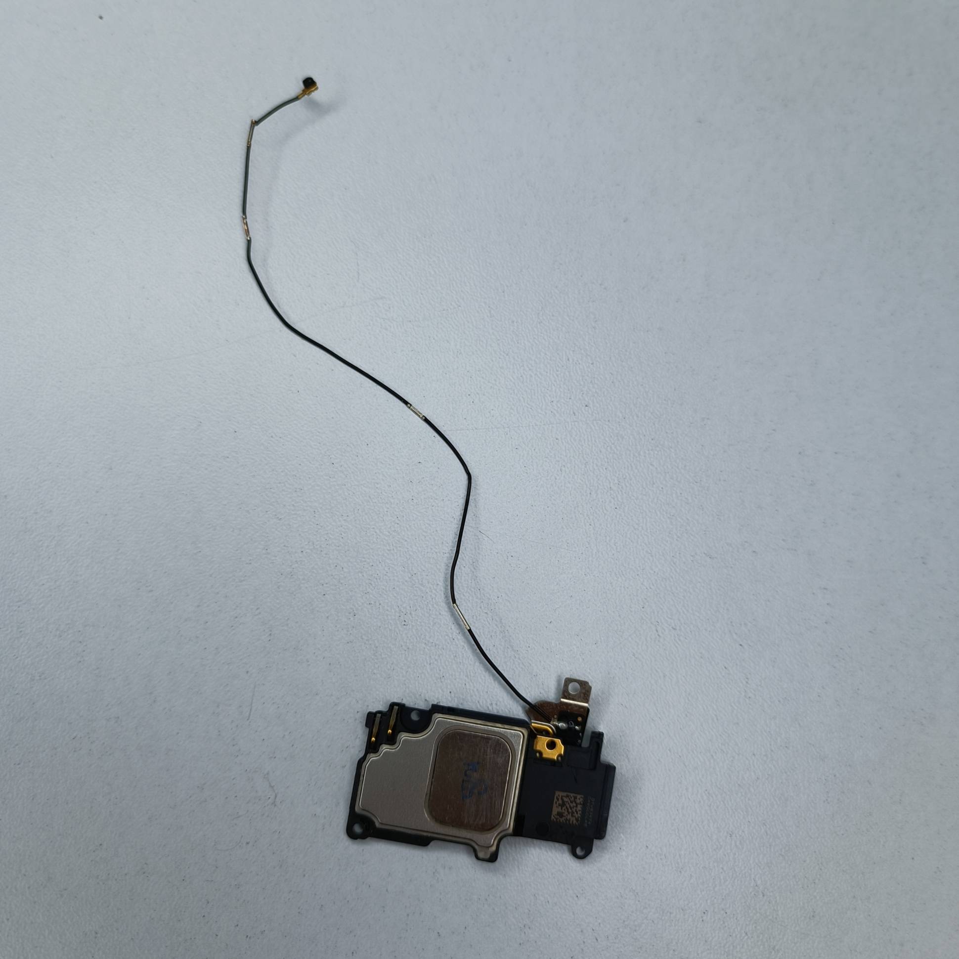 Полифонический динамик iPhone 6S