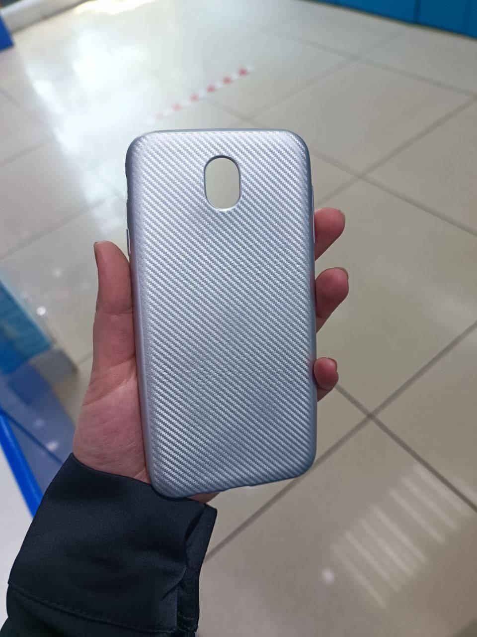 4395 Galaxy J7 (2017) Защитная крышка силиконовая (серебро)
