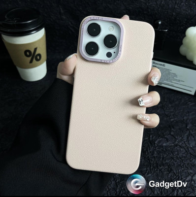 38256  iPhone 13 защитная крышка-чехол, пластик под кожу