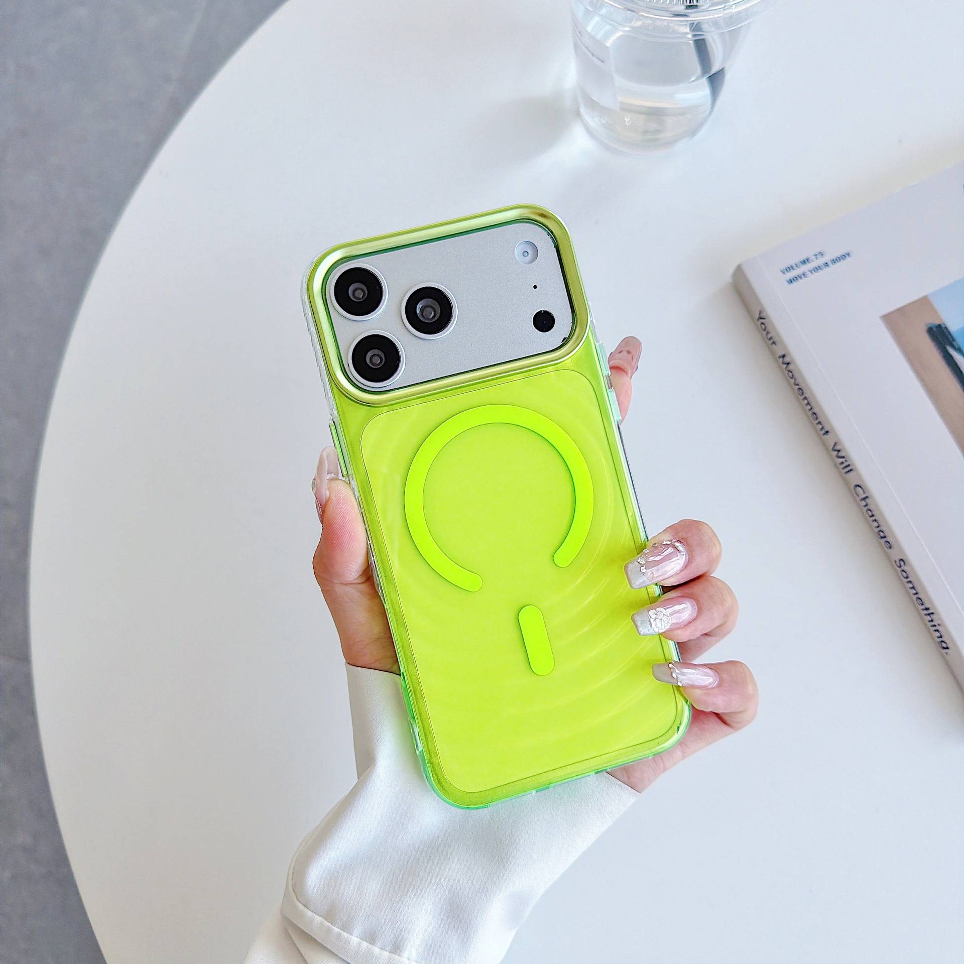 38571 iPhoen 17ProMax защитная крышка-чехол NewCase
