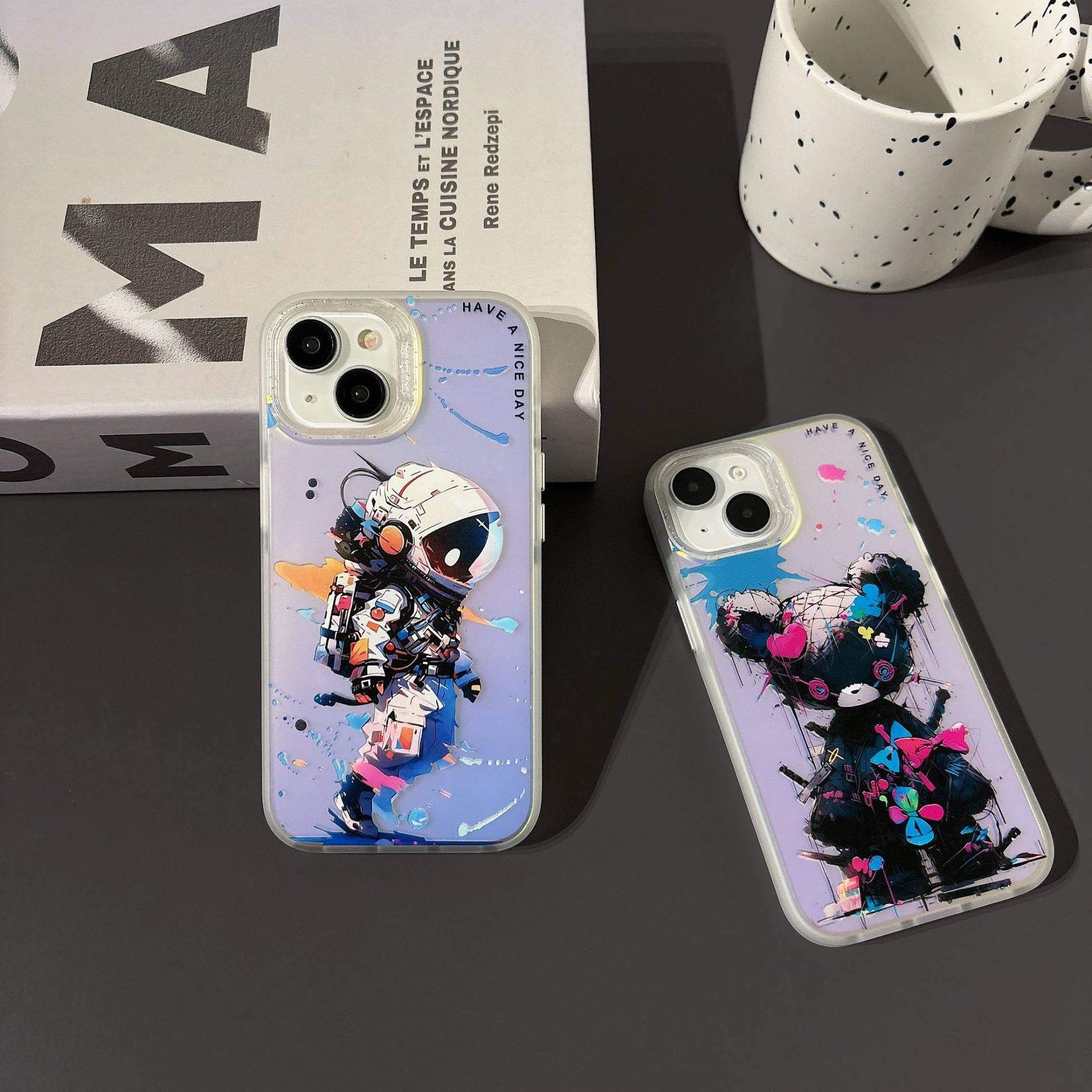26985 iPhone 14Pro защитная крышка-чехол, с картинкой