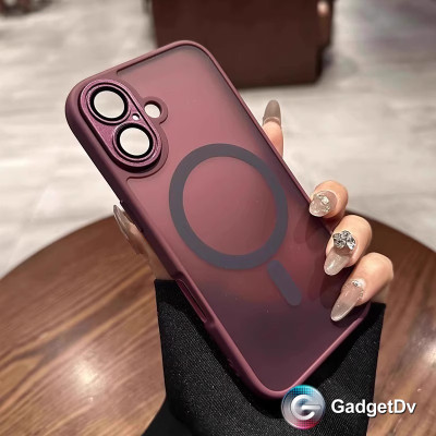 38379 iPhone 17Pro защитная крышка-чехол пластик с MagSafe