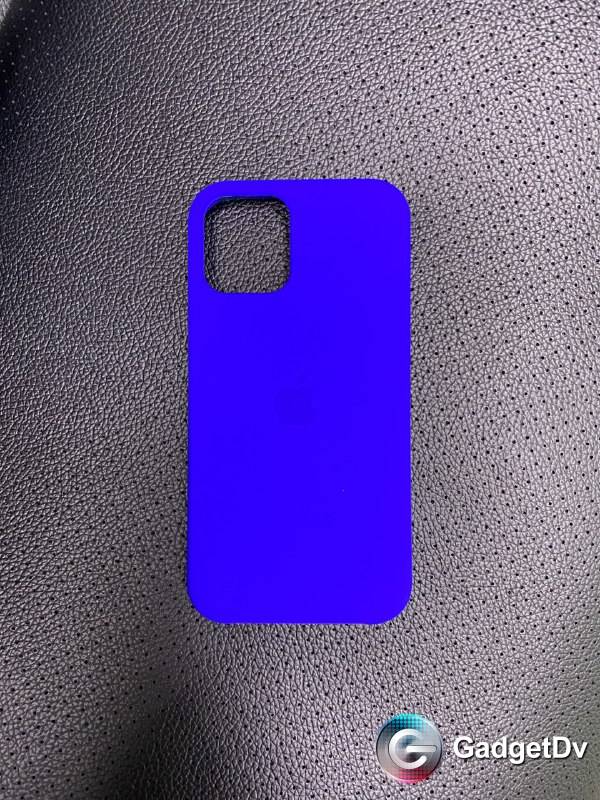 60257 iPhone 12mini защитная крышка-чехол Silicone Case