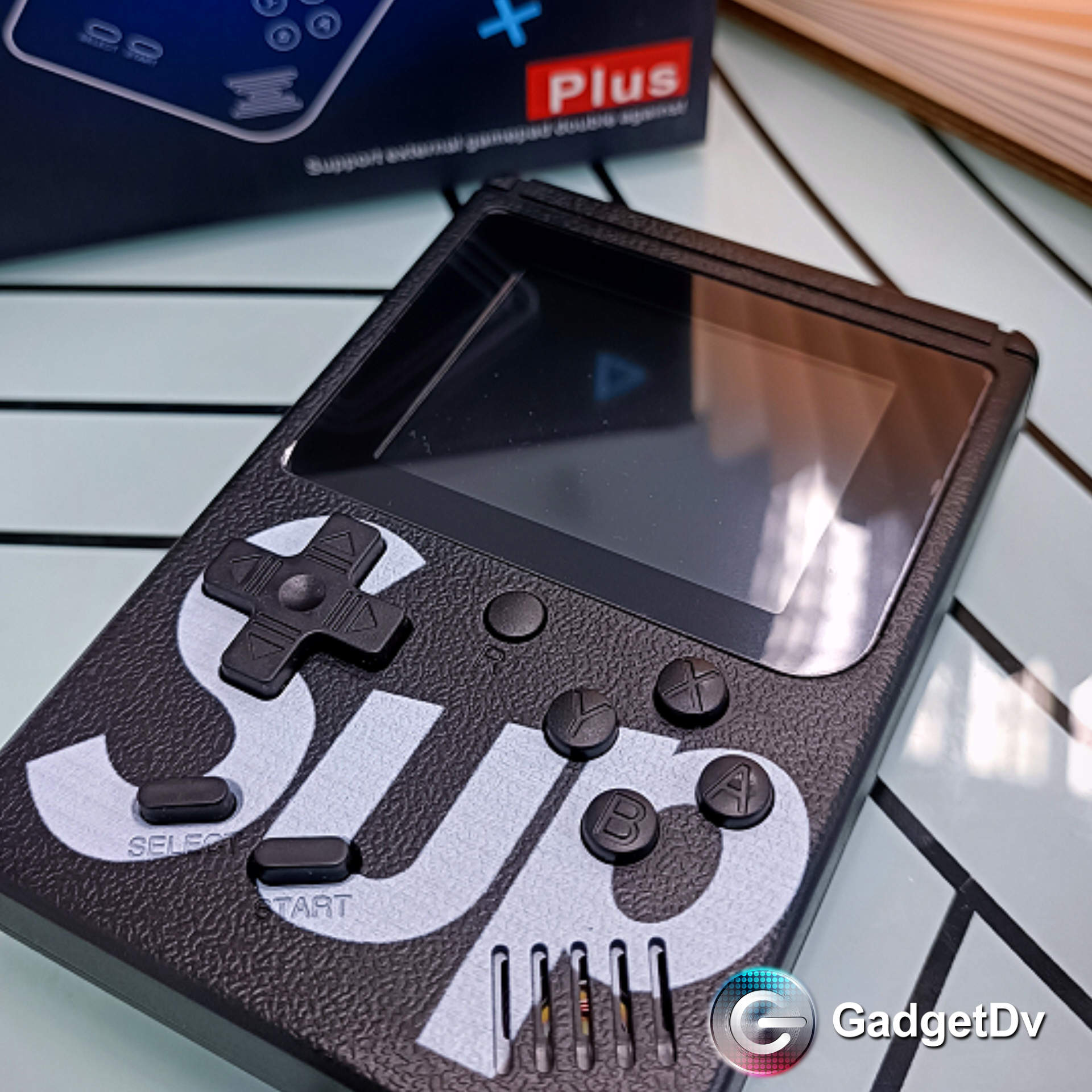 84330 Игровая приставка "SUP" с ретро-играми
