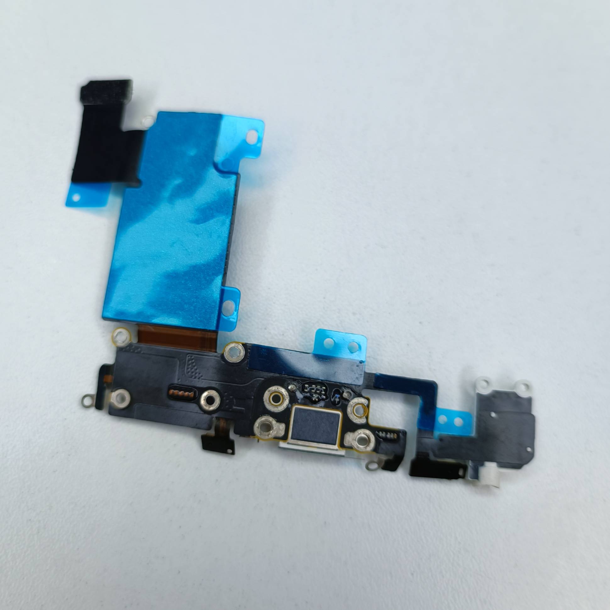 Нижний шлейф разъём зарядки+аудио разъем iPhone 6S Plus