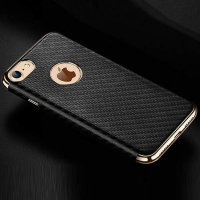 5306 iРhone7+ Защитная крышка силиконовая (черный)