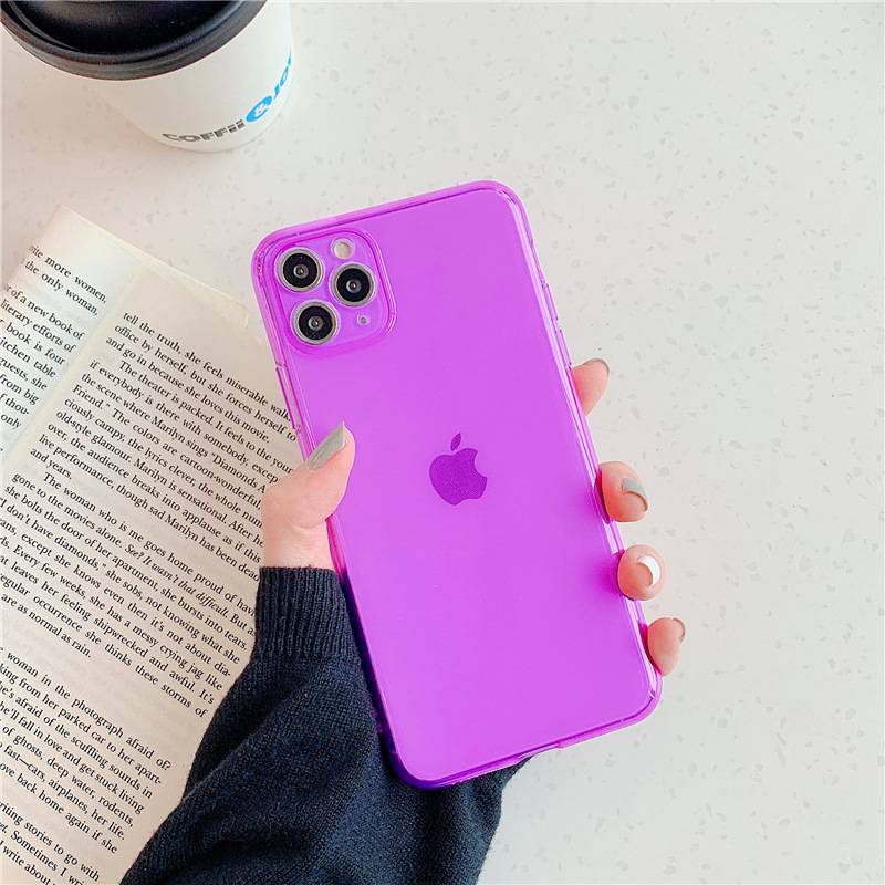 38374 iPhone 15 Защитная крышка неоновый силикон