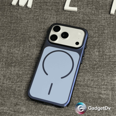 38812  iPhoen 17ProMax защитная крышка-чехол пластик с окантовкой