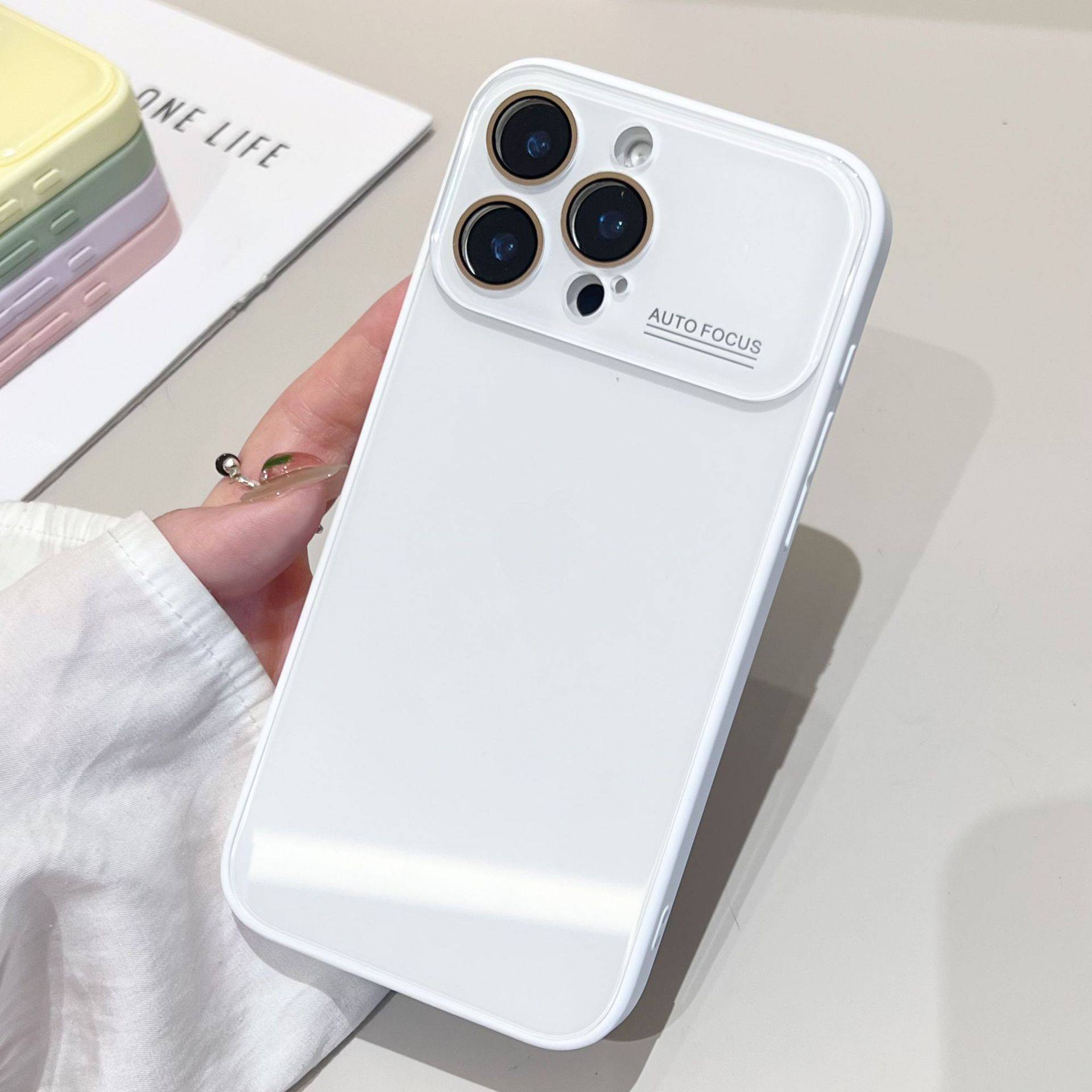 38925 Защитная крышка iPhone 15Pro стекло