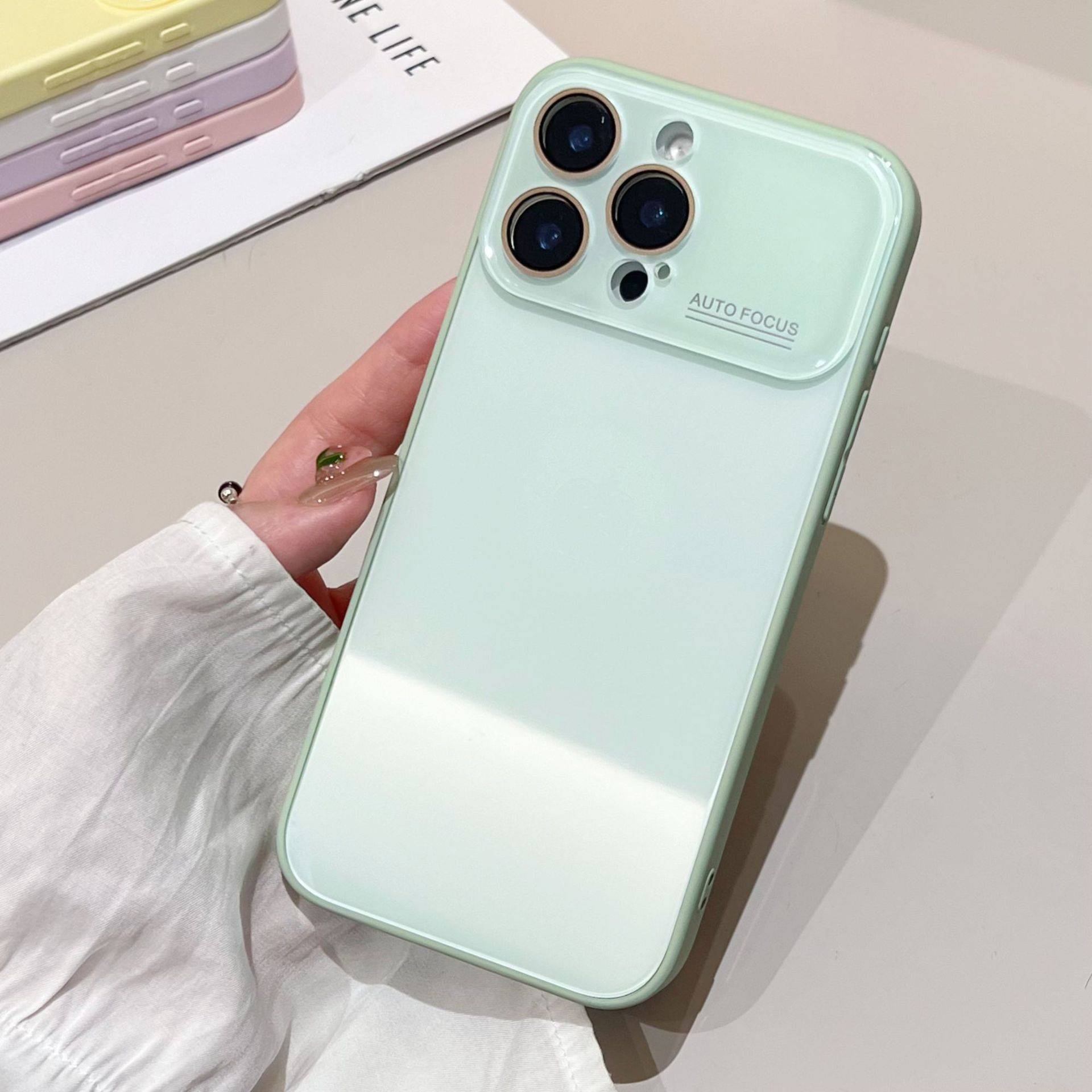 38925 Защитная крышка iPhone 15Pro стекло