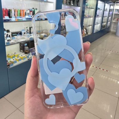 38924 iPhone 17 защитная крышка-чехол "Сердца"