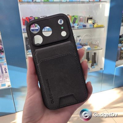 38694 iPhone 17Pro защитная крышка-чехол OLGE