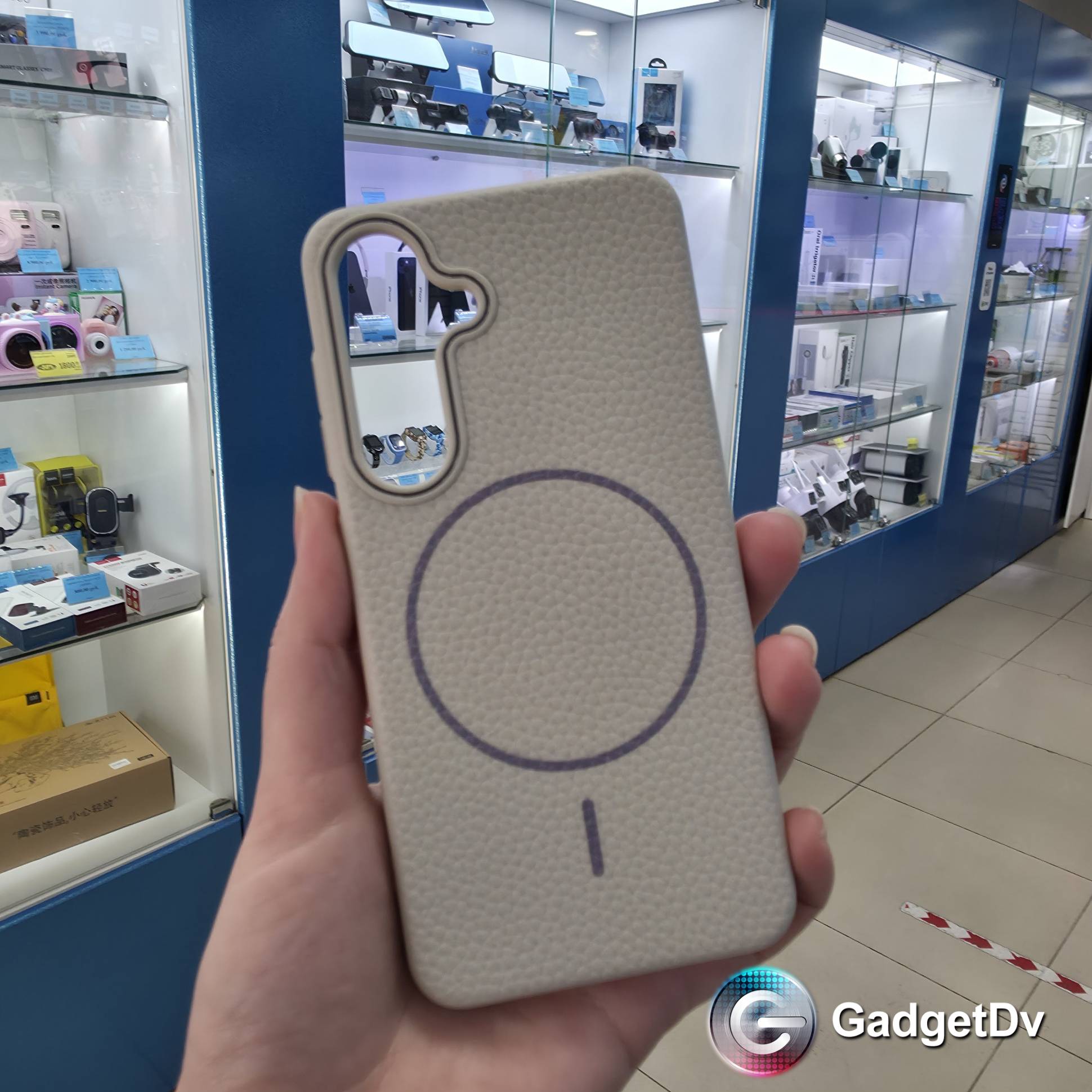 38500 Samsung S25, защитная крышка-чехол, Lyfe