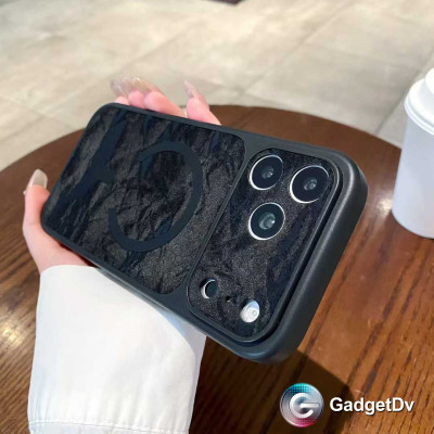 38807 iPhone 17Pro защитная крышка-чехол плюш