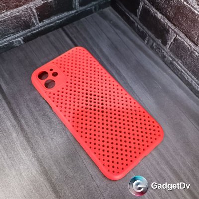 50039  iPhone 11 защитная крышка-чехол, силикон перфорированный