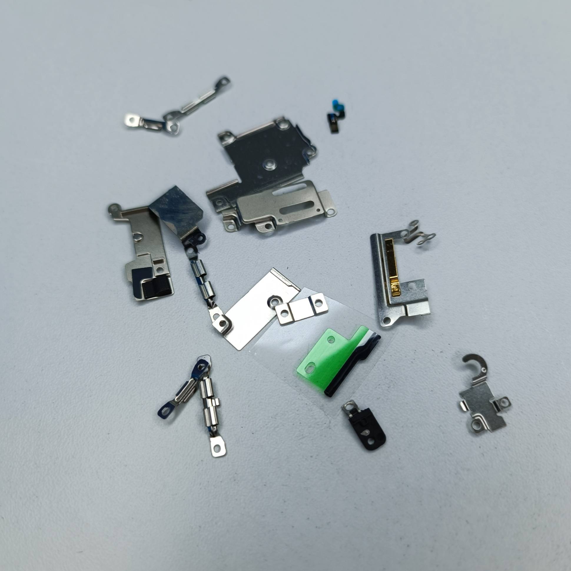 Комплект пластин для корпуса iPhone 6S Plus