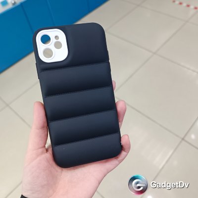 20584  iPhone 11 защитная крышка-чехол, объемный