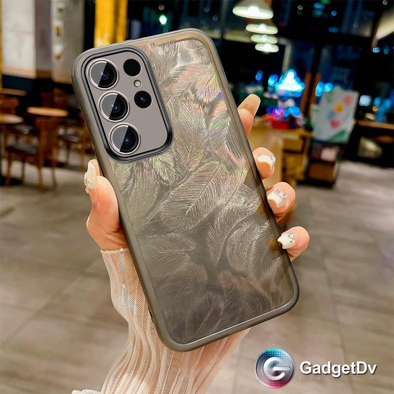 38003 Samsung A56 защитная крышка-чехол перья