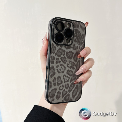 38088 iPhone 16 ProMax защитная крышка-чехол животный принт
