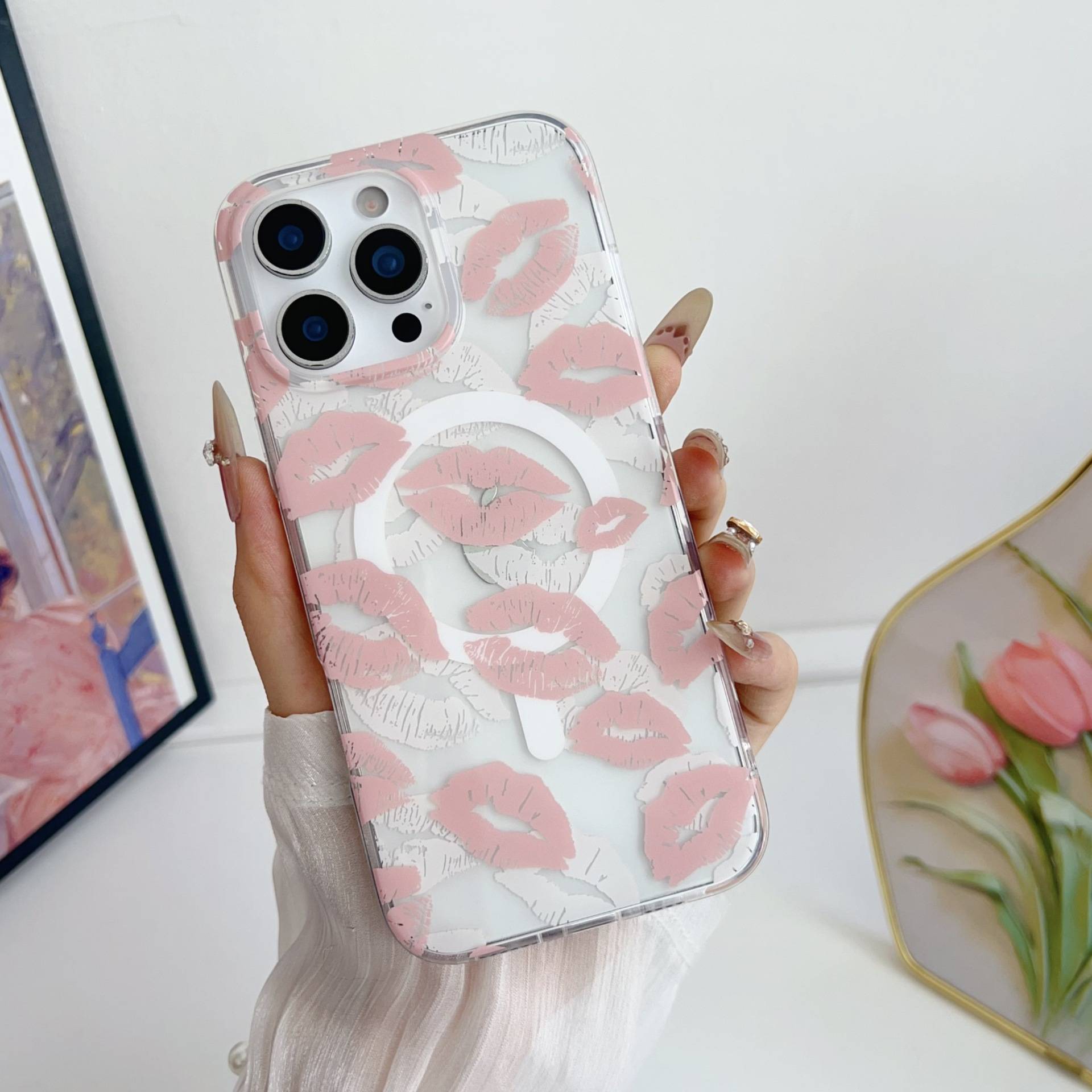 38918 Защитная крышка iPhone 15 "Губки"