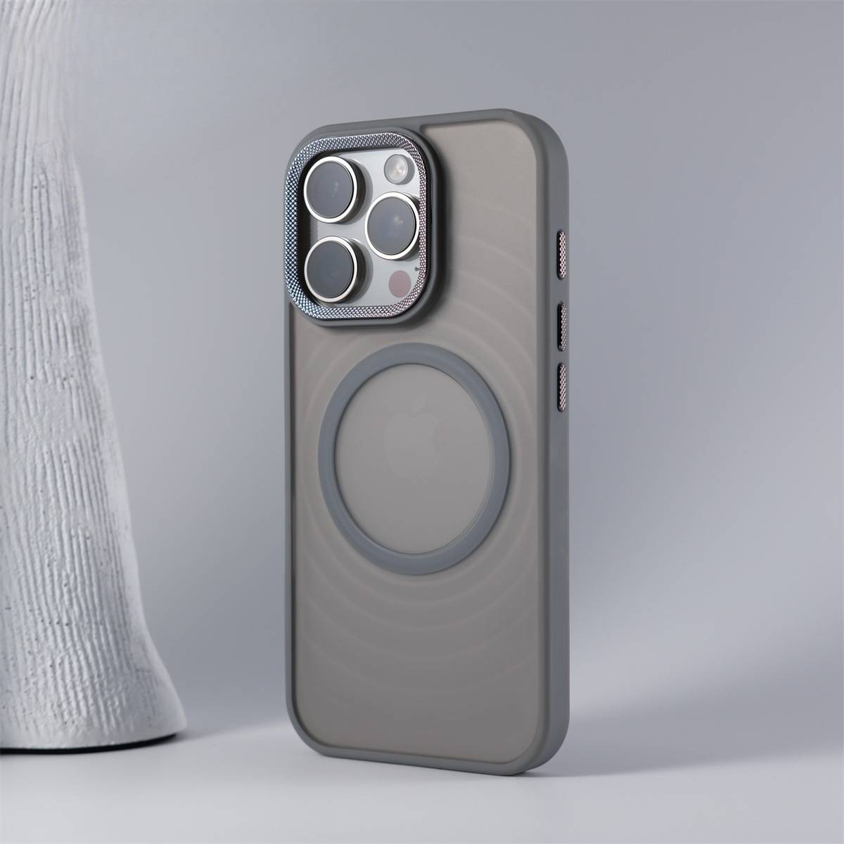 23357 Защитная крышка iPhone 15Pro Migsate Case