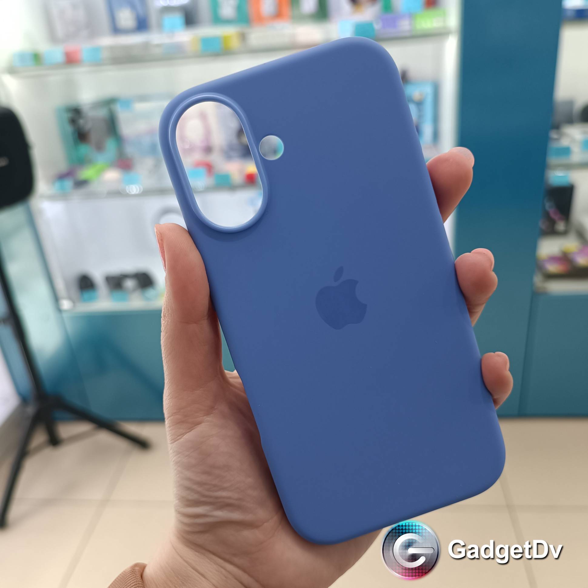 36086 iPhone 16 защитная крышка-чехол orig.