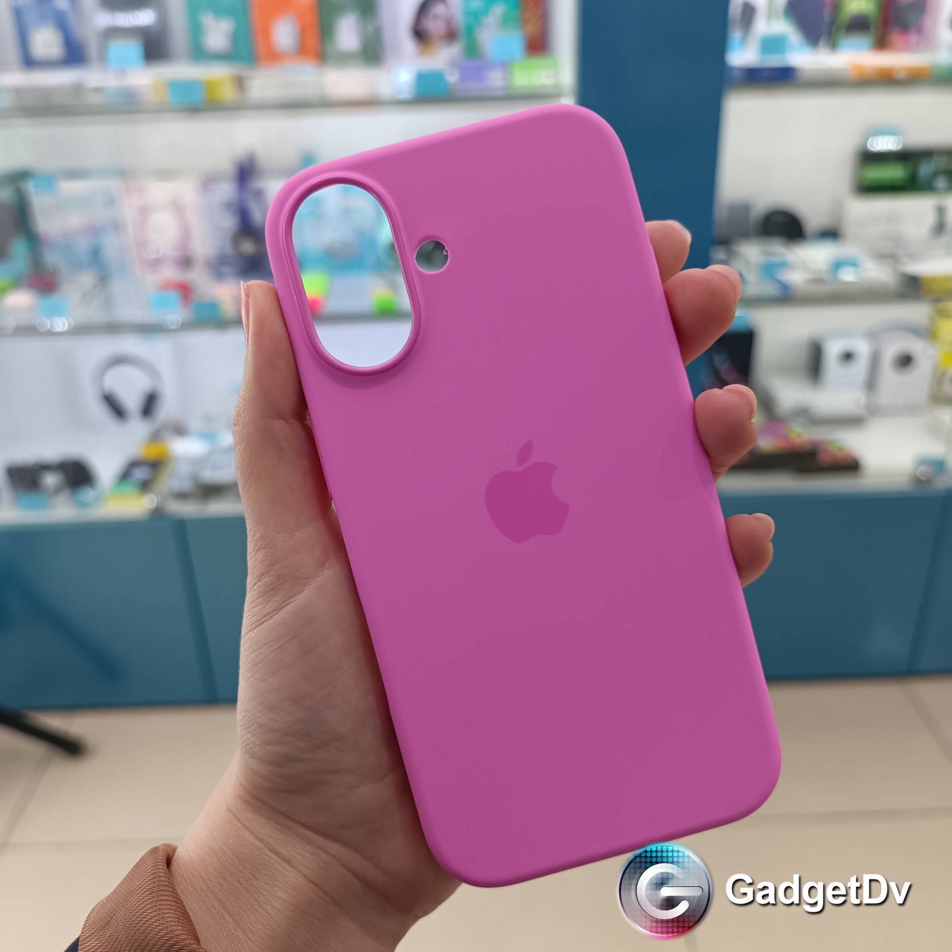 36086 iPhone 16 защитная крышка-чехол orig.
