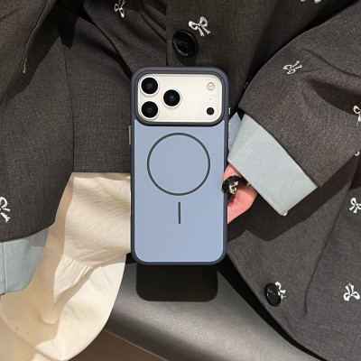 38001  iPhone 16 ProMax защитная крышка-чехол MagSafe пластик