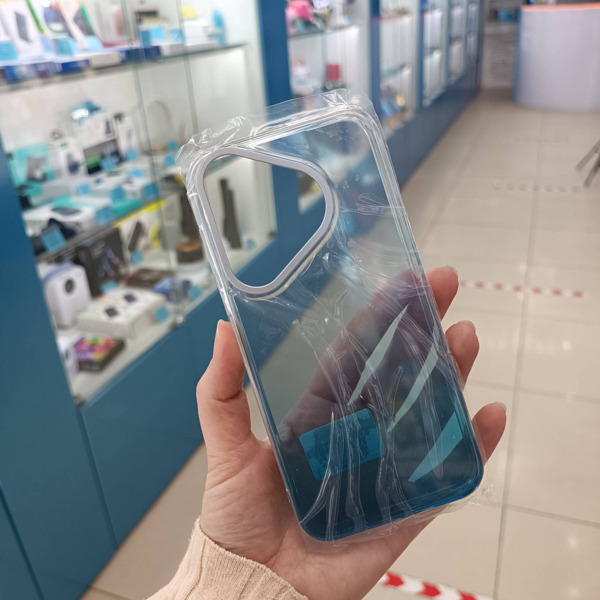 33001 Huawei Pura 70 защитная крышка-чехол градиент