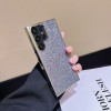 38800 iPhone 15Pro защитная крышка-чехол мелские блестки